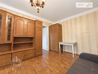 Продаж 2к квартири 45 кв. м на вул. Івана Микитенка 15 • ID 34851540