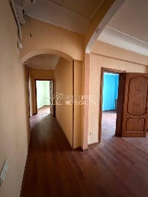 Продаж / Квартира / пл. Павлівський майдан, Центр, Харків
