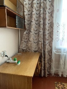 Срочно часть дома 1ком. Р-н Женского монастиря на Короткий период