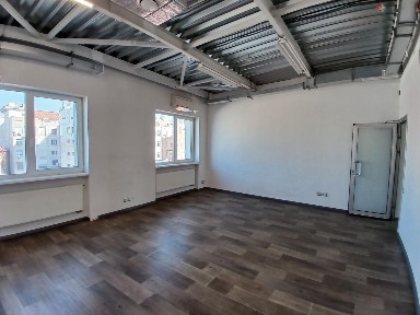 Оренда приміщення: офісний поверх 520м2, Центр, опалюється