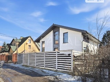 Продаж 2 поверхового будинку з ділянкою на 4.5 сотки, 147 кв. м, 5 кімнат, на вул. Садова • ID 34855285