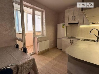 Продаж 1к квартири 35 кв. м на вул. Миру 61 • ID 34855742