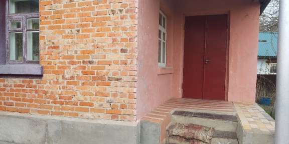 Продається будинок+земельна ділянка район Виставка