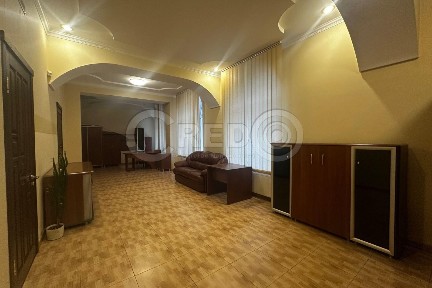 Оренда офісу 160 м², Героїв АТО вул.