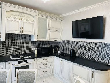 Продам 2-к квартиру (70м2) с ремонтом в ЖК Днепровская Брама