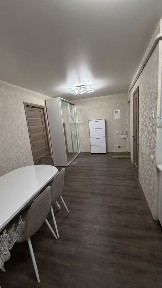 Продам 4х комнатную в районе селянского рынка