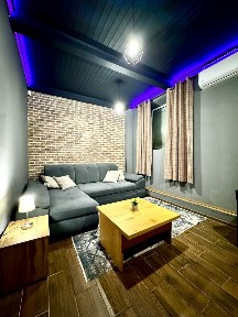 Оренда 2-кімнатної квартири-бункера, 65 м², Золотоустівська 51/7, м. Золоті м Лукянівка м. Політех - 10 хв