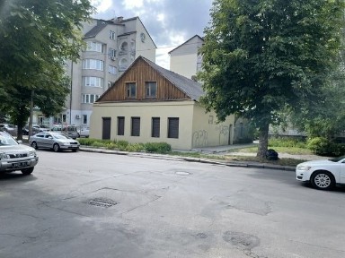 Окрема будівля 145 м2 у Луцьку, Стрілецька