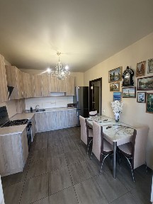 Продаж 2к квартири з ремонтом Центральний парк