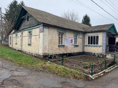 Будівля + склад + 3 гаражі за 560 тис грн, Погребище