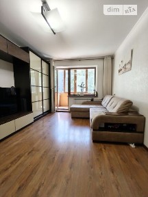 Продаж 2к квартири 49.1 кв. м на вул. Семафорна 34 • ID 34858971