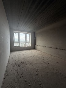 Продам. Однокімнатна квартира 46 м2 поруч Центрального парку. Газове опалення, єоселя до 3-х років. Закрита територія