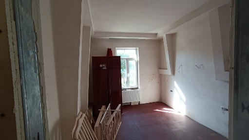 Продам двокімнатну квартиру 44.1 м2 район Хліб заводу