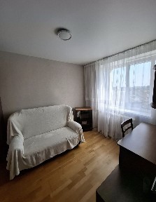 продається 4- кім. квартира 82 M2.