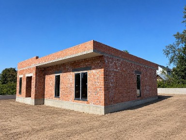 Продаж одноповерхових будинків, Липники