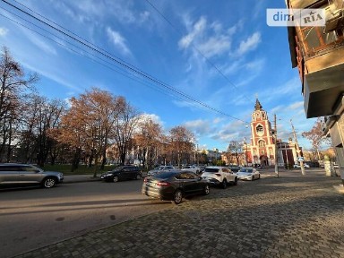 Оренда офісного приміщення на вул. Церковна 3, приміщень - 10, поверх - 1 • ID 33775050