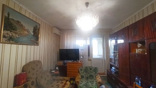 Продам двокімнатну квартиру з газовим опаленням