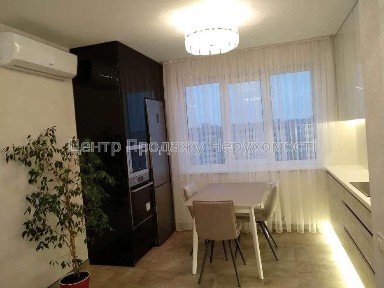 Продам квартиру ЖК «Дом с ротондами» Харків, Сухумська вул.