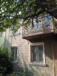 Терміновий продаж! 1/2 частина 2 х. поверхового будинку Ринок Гайсин