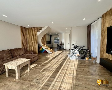 Оренда дуплексу 148 м², 192-а Садова вул.