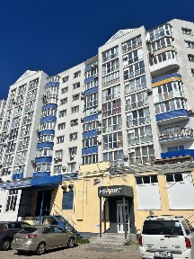 Продаж квартири з ввтономним опаленням в зручній локаціі