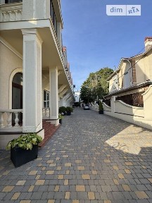 Довгострокова оренда таунхауса від посередника на вул. Яхненка Семена 33/7 • ID 34865460