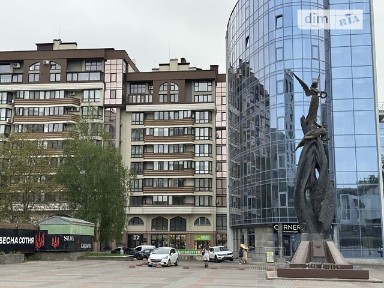 Здається комерційне приміщення на пл. Героїв Євромайдану 9, площа 17 кв. м • ID 34865878