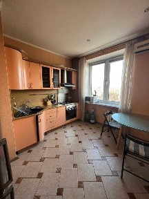 Сдам 2р. Л. Украинки, 29, ремонт, сталинка, м. ПЕЧЕРСКАЯ