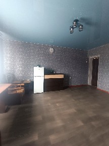ПРОДАЖ 2к, Є- Відновлення, середина будинку