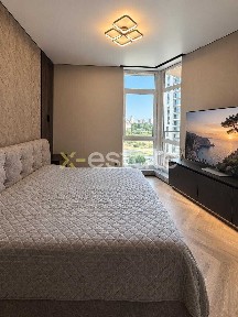 Продам 1к кв. ! Дизайнерський ремонт! вул. Краснова! Вид у двір та на іподром!