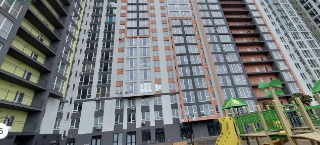 Продаю 2 х кімнатну квартиру від власника