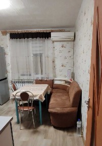 Продам 2 комн. кв. метро Индустриальная, ул. Роганская