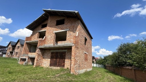 Продаж будинку с. Рясне Руське