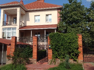 Київська обл., Києво-Святошинський район, с. Петропавлівська Борщагівка, Борщагівська вул., 30А