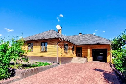 Продаж будинку 136.7 м², Богдана Хмельницького, 1