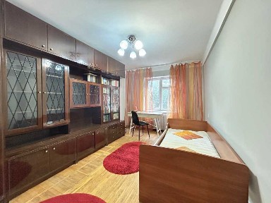 Продаж 3-кімнатної квартири 72 м², Амвросія Бучми вул., 7