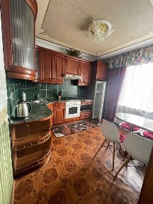 Київ, Генерала Алмазова вул., 14