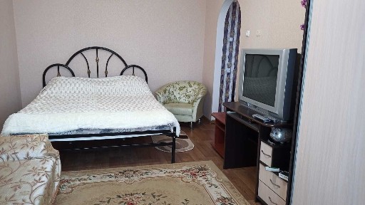 Квартира погодинно, подобово Ярослава Мудрого (центр),пісчаний