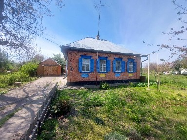 Цегляний будинок в Градизьку[]