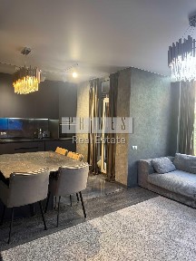Продаж 3-к квартири ЖК Комфорт Таун Соцмісто Регенаторна 88 кв. м.