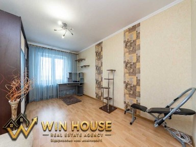 Милославська вулиця, мікрорайон Троєщина, район Деснянський, Київ, метро Лісова, вул. Милославська 32/52А 34934421