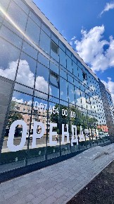 Оренда офісного простору 430 м2 з скляними перегородками