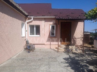 Будинок з ремонтом, газове опалення. с. Липівка Київська обл.