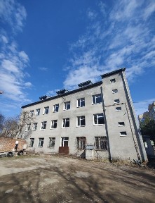 Продаж Комерція вул Миколайчука під різний вид Діяльності 165 кВт, 6 соток, 500000€