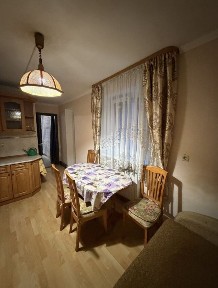 Оренда 3 кімнатна квартира вул. Заклинських 13