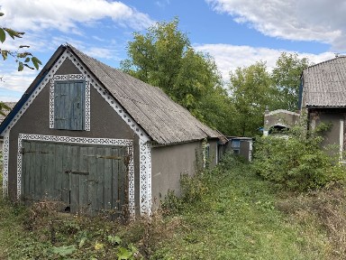 Продається будинок 89кв і земля 0,25 га
