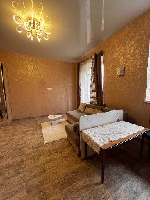 Продам стильну квартиру-студію в центрі міста!