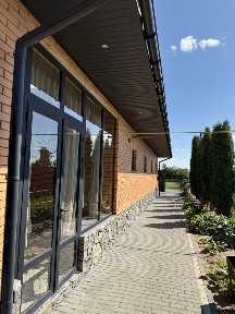 Чудовий будинок в Луці -Мелешківській
