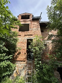 Виннички будинок + 15сот ділянка