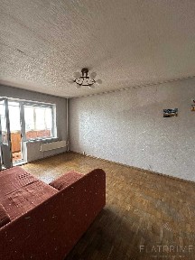 Продам 3к Ревуцкого 29а Харьковский массив Позняки